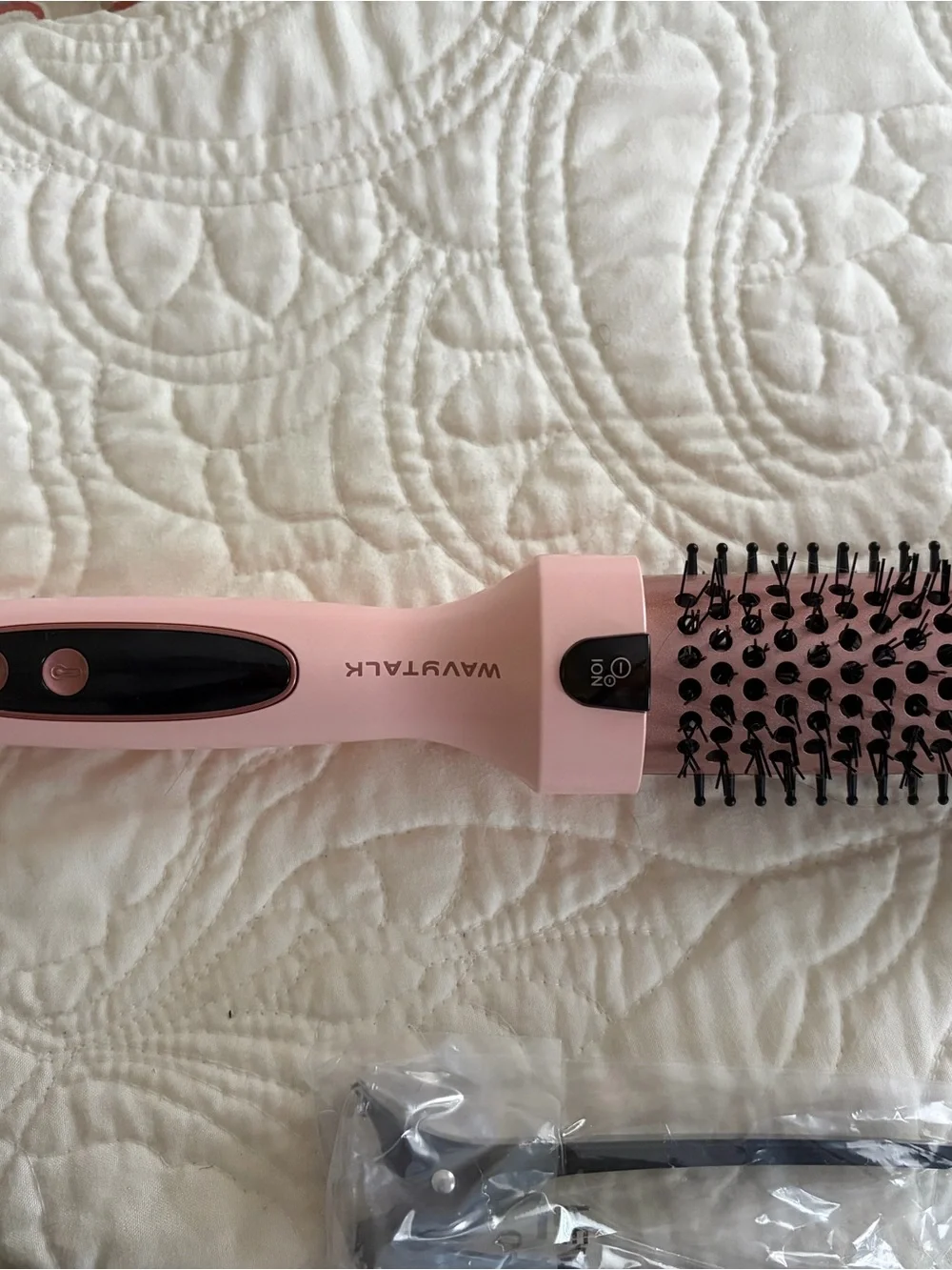 Wavytalk pink ionic